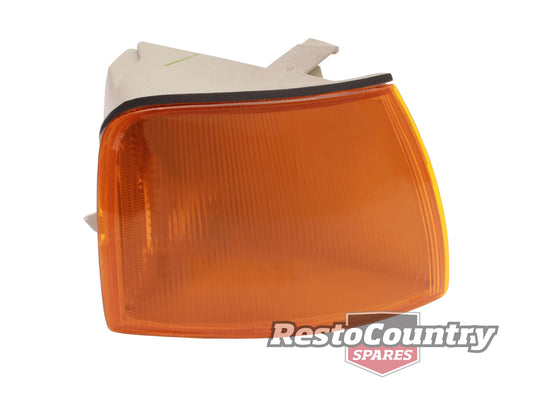 Indicator Assembly EA EB ED Amber Right Hand Front - LFT2039